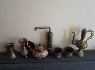 Konvolut 8 Stück alte Kupfer/Messing Deko ( Kaffeemühle,Vase,Kännchen,etc..), 30 €, Haus, Bau, Garten-Geschirr & Deko in 1100 Favoriten Konvolut 8 Stück alte Kupfer/Messing Deko ( Kaffeemühle,Vase,Kännchen,etc..), 30 €, Haus, Bau, Garten-Geschirr & Deko in 1100 Favoriten
