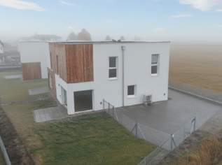 Erstbezug I Mietkaufoption I 123m² Garten I hochwertige Ausstattung, 375000 €, Immobilien-Häuser in 3591 Altenburg