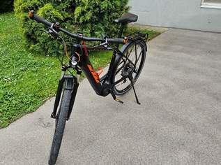 Verkaufe ein neuwertiges E-Bike der Marke KTM Macina Sport 610, 2200 €, Auto & Fahrrad-Fahrräder in 1230 Liesing