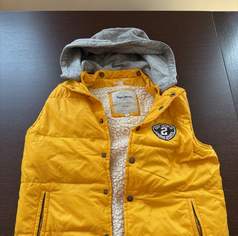 Kapuzenweste Pepe Jeans, 50 €, Kindersachen-Kindermode in 8200 Gleisdorf