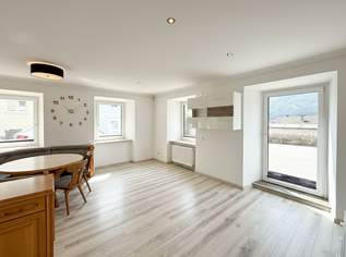 Lungauer Wohntraum: 4 Zimmer, zentral, Kachelofen & 2 Parkplätze, 187000 €, Immobilien-Wohnungen in 5582 Sankt Michael im Lungau