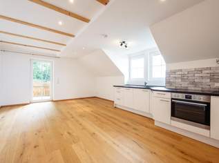 Schöne Eigentumswohnung mit Balkon in traumhafter Berglage auf der Koralpe, 223000 €, Immobilien-Wohnungen in 9431 Großedling