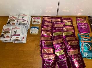 fast 100x Stück Packungen Katzenfutter Sauce Gelee Dose fast 100x Stück Packungen Katzenfutter Sauce Gelee Dose