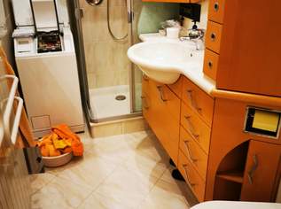 Wohnung voll eingerichtet im 80er Style