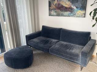 BoConept Sofa Carlton dunkelblau mit Hocker, 1200 €, Haus, Bau, Garten-Möbel & Sanitär in 1130 Hietzing