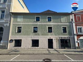 Stadtplatz 2 - Haus mit großem Garten und Entwicklungspotential, 399000 €, Immobilien-Häuser in 4070 Eferding