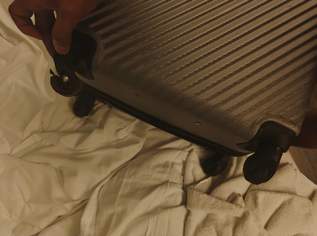 SUITCASE 69cm 