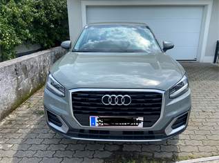 Audi Q2 Sport S-Tronic 1,4 TFSI 1. Besitz