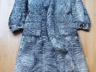 Klassischer Damen Perser Mantel, 100 €, Kleidung & Schmuck-Damenkleidung in 2301 Neu-Oberhausen