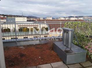 Aussichtsplattform mit Blick über Wien: Dachterrassen-Maisonette: Singrienergasse 13 - Top 13, 1248.98 €, Immobilien-Wohnungen in 1120 Meidling