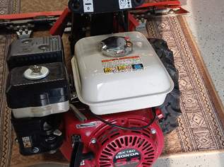 Vogl und Not Motormäher mit Honda Motor sehr guter Zustand,wenig gebraucht