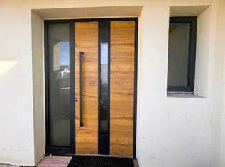 2170 Poysdorf-Schrattenberg, großes Familienhaus, Doppelgarage, Garten, 399000 €, Immobilien-Häuser in 2170 Poysdorf 2170 Poysdorf-Schrattenberg, großes Familienhaus, Doppelgarage, Garten, 399000 €, Immobilien-Häuser in 2170 Poysdorf