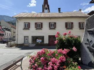 Wohnhaus in Zentrallage - mehrere Nutzungsmöglichkeiten, 99000 €, Immobilien-Häuser in 9640 Mauthen