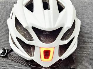 GROSSHANDEL-ANGEBOT: 350x LED Fahrradhelm Integrierte Sicherheitshelme