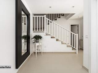 Gepflegtes Einfamilien-Reihenmittelhaus mit Kelleratelier und Terrasse, 541000 €, Immobilien-Gewerbeobjekte in 1100 Favoriten