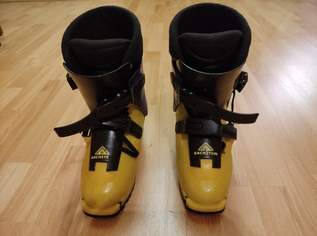 Tourenschischuhe Gr. 37 Dachstein, 40 €, Marktplatz-Sportgeräte & Zubehör in 1210 Floridsdorf Tourenschischuhe Gr. 37 Dachstein, 40 €, Marktplatz-Sportgeräte & Zubehör in 1210 Floridsdorf