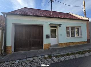 Sanierungsbedürftiges Haus - Garten und Nebengebäude, 79900 €, Immobilien-Häuser in 2172 Schrattenberg