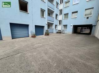 Begehrte Garagenbox im Innenhof inkl. Strom (Nettopreis) in ausgezeichneter Lage - direkt beim Bahnhof Meidling, 199 €, Immobilien-Gewerbeobjekte in 1120 Meidling