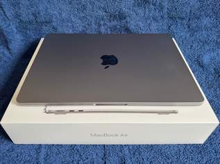 Apple MacBookAir M2 Garantie bis 10/2026 spacegrau (siehe Foto) NEU