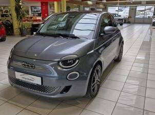 500e La Prima 42KWh, 18990 €, Auto & Fahrrad-Autos in 5500 Bischofshofen