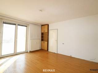 Sanierungsbedürftige 1-Zimmerwohnung mit Balkon fußläufig zum Krankenhaus, 50000 €, Immobilien-Wohnungen in 4600 Wels