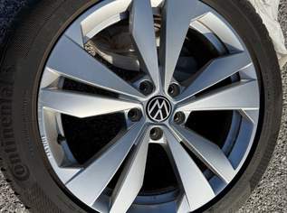 Winterreifen Komplettsatz (top Zustand), 560 €, Auto & Fahrrad-Teile & Zubehör in 5753 Saalbach-Hinterglemm Winterreifen Komplettsatz (top Zustand), 560 €, Auto & Fahrrad-Teile & Zubehör in 5753 Saalbach-Hinterglemm