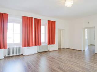 Großzügige, ansprechende Mietwohnung im Zentrum!, 0 €, Immobilien-Wohnungen in 2070 Retz Großzügige, ansprechende Mietwohnung im Zentrum!, 0 €, Immobilien-Wohnungen in 2070 Retz