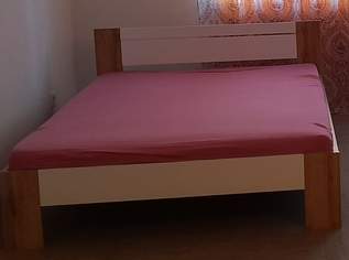 Bett, 200 €, Haus, Bau, Garten-Möbel & Sanitär in 1140 Penzing