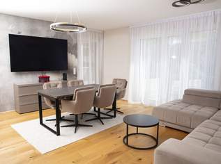 Luxury Living in Wiener Neustadt! Hochwertig möblierte 3-Zimmer-Wohnung zwischen Bahnhof und Innenstadt | Sofort bezugsfertig | Freier Grünblick | Große Glasfronten, Balkon & Loggia | Tiefgaragenplatz, 1950 €, Immobilien-Wohnungen in Niederösterreich