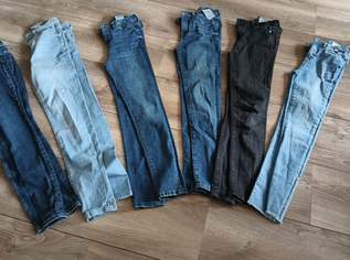 Mädchen-Jeans Gr. 36, 5 €, Kleidung & Schmuck-Damenkleidung in 2451 Gemeinde Hof am Leithaberge