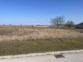 Traumhaftes Baugrundstück - Aufschließungsabgabe bereits entrichtet und kein Bauzwang!, 162000 €, Immobilien-Grund und Boden in 2130 Mistelbach