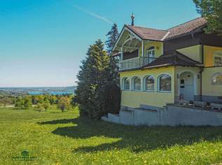 Haus in Alleinlage mit traumhafter Aussicht auf den Attersee, 990000 €, Immobilien-Häuser in 4880 Berg im Attergau Haus in Alleinlage mit traumhafter Aussicht auf den Attersee, 990000 €, Immobilien-Häuser in 4880 Berg im Attergau