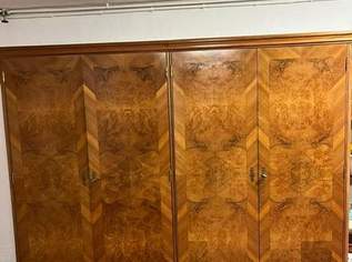 Kasten, 140 €, Marktplatz-Sammlungen & Haushaltsauflösungen in 2344 Gemeinde Maria Enzersdorf