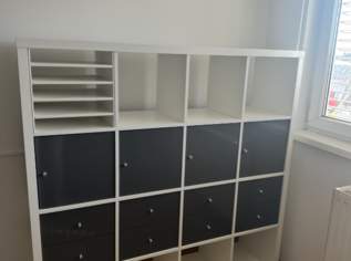 75€ VB Stylisches Regal / Raumteiler - viel Stauraum & moderner Look, 75 €, Marktplatz-Bücher & Bildbände in 1220 Donaustadt