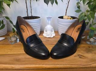 USHA Leder-Pumps in schwarz - Gr 41 - neuwertig, 70 €, Kleidung & Schmuck-Damenkleidung in 1020 Leopoldstadt