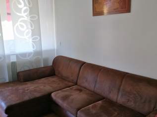 Sofa plus 6 Stühle , 250 €, Haus, Bau, Garten-Möbel & Sanitär in 5020 Salzburg