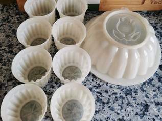 Tupperware Pudding-Förmchen, 30 €, Marktplatz-Genuss & Kulinarik in 1150 Rudolfsheim-Fünfhaus Tupperware Pudding-Förmchen, 30 €, Marktplatz-Genuss & Kulinarik in 1150 Rudolfsheim-Fünfhaus