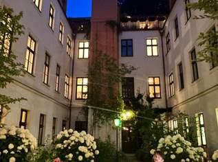 Miete mit Kaufoption: Rarität im Biedermeierhaus: Wohnen in einem wunderbar renovierten und denkmalgeschützten Kleinod, 1525.7 €, Immobilien-Wohnungen in 1090 Alsergrund