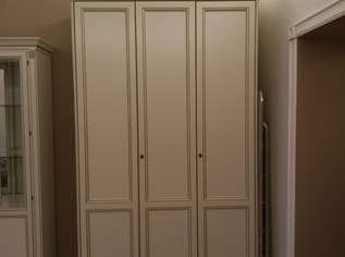 Hochwertige Möbel von italienischem Möbeldesigner