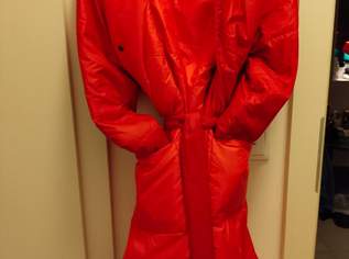 Marc Cain 2 in 1 Tragbare Steppjacke Rot/Orange Beidseitig Tragbar, 210 €, Kleidung & Schmuck-Damenkleidung in 8010 Graz Marc Cain 2 in 1 Tragbare Steppjacke Rot/Orange Beidseitig Tragbar, 210 €, Kleidung & Schmuck-Damenkleidung in 8010 Graz