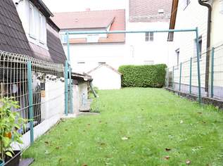 3-Parteinwohnhaus mit 346 m² Grund im Stadtzentrum, 179000 €, Immobilien-Häuser in 4470 Enns