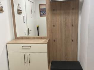 Vorzimmer in Esche hell, 800 €, Haus, Bau, Garten-Möbel & Sanitär in 1100 Favoriten