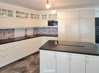 REIHENHAUS an der STADTGRENZE, 649000 €, Immobilien-Häuser in 1100 Favoriten