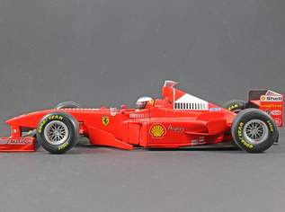 Ferrari F300 (1998) #3 Michael Schumacher - Minichamps Nr. 510981803 1:18