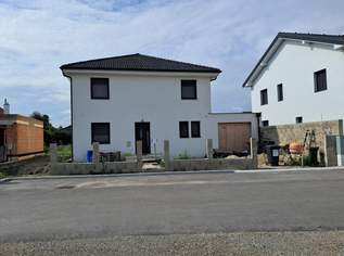 Modernes Familienhaus in Orth/Donau – 175 m² Wohnkomfort nahe Nationalpark Donau-Aue, 499000 €, Immobilien-Häuser in 2304 Gemeinde Orth an der Donau Modernes Familienhaus in Orth/Donau – 175 m² Wohnkomfort nahe Nationalpark Donau-Aue, 499000 €, Immobilien-Häuser in 2304 Gemeinde Orth an der Donau