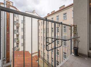 Ab August verfügbar - gut geschnittene 3 Zimmer-Neubauwohnung mit kleiner Loggia in der Zieglergasse - 1.OG !, 1695 €, Immobilien-Wohnungen in 1070 Neubau