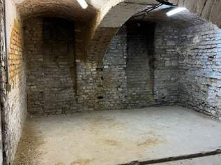 30m² Keller-Räumlichkeit in 1100 Wien, 360€/Monat