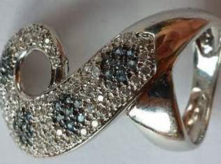 Zweisteiniger Ring in 18 Karat Weißgold, 995 €, Kleidung & Schmuck-Accessoires, Uhren, Schmuck in 6781 Gemeinde Bartholomäberg