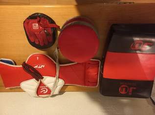 Taekwondo Utensilien , 50 €, Marktplatz-Sportgeräte & Zubehör in 6406 Gemeinde Oberhofen im Inntal