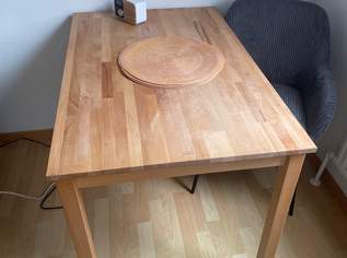 Tisch , 150 €, Haus, Bau, Garten-Möbel & Sanitär in 1180 Währing